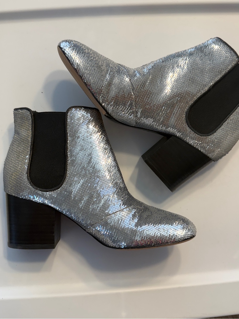 Diane Von Furstenberg Silver Sequin Chelsea Ankle Boots Size 6